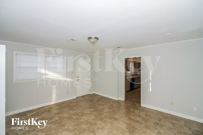 Building Photo - 1569 Marcia Rd