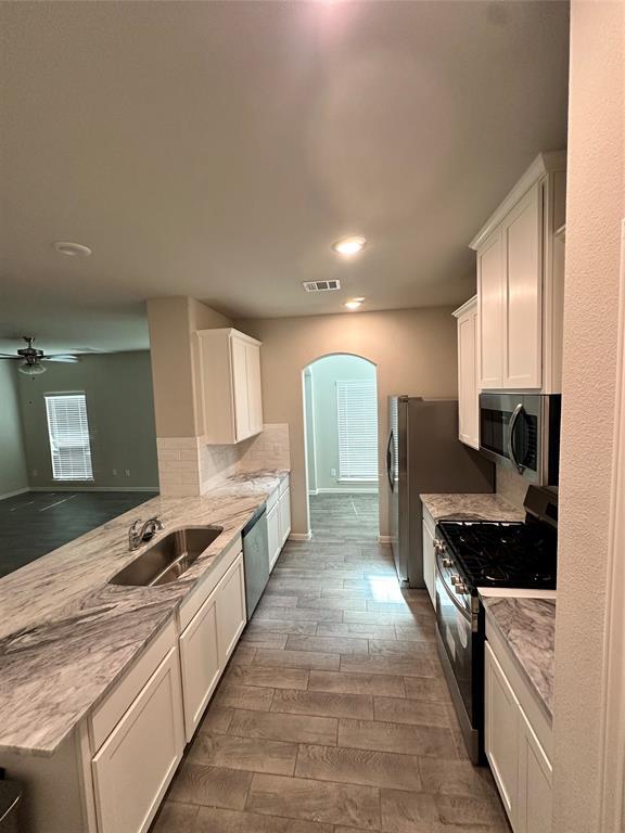 Foto del edificio - 336 Emerald Thicket Ln