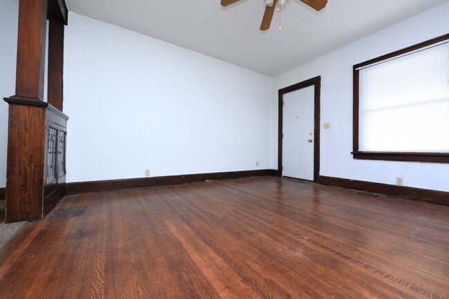 Foto del edificio - 747 Wallace Ave
