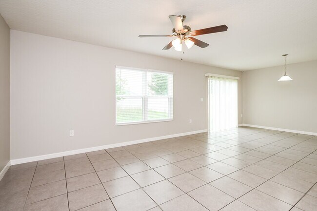 Foto del edificio - 4531 Orchard Grove Rd