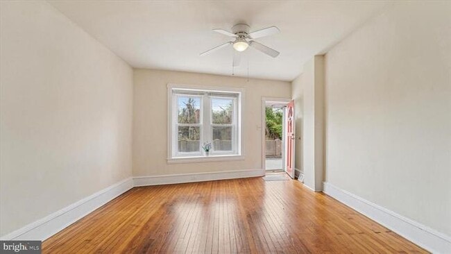 Building Photo - 3913 Cresson St