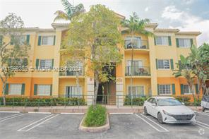 Building Photo - 7200 NW 114th Ave