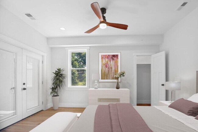 Building Photo - 1524 W St SE