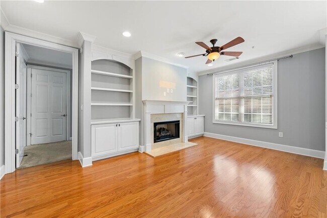 Building Photo - 4950 Ivy Ridge Dr SE