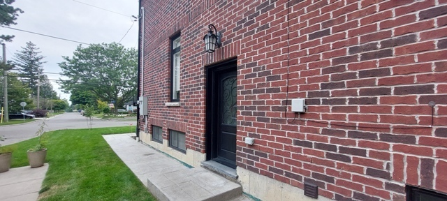 Building Photo - 7 Presley Av
