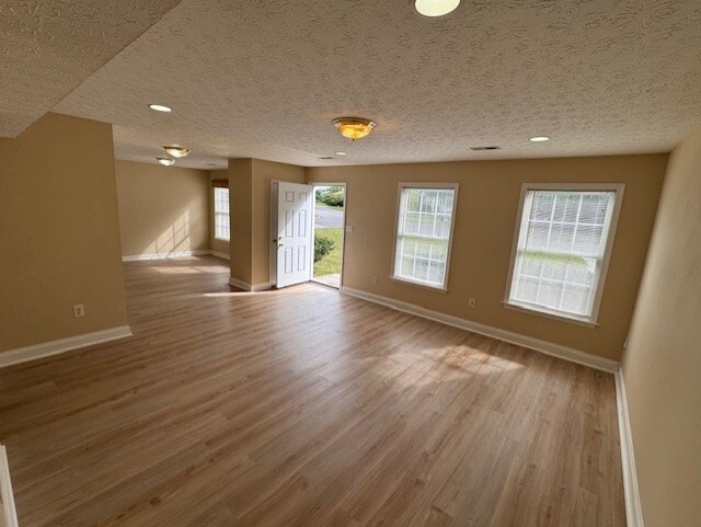 Building Photo - 6901 Ellesmere Dr NW