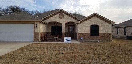 Building Photo - 9610 Taylor Renee Dr