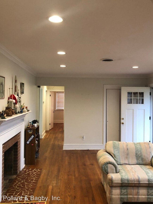 Building Photo - 3 br, 1.5 bath House - 6015 Chamberlayne Rd.