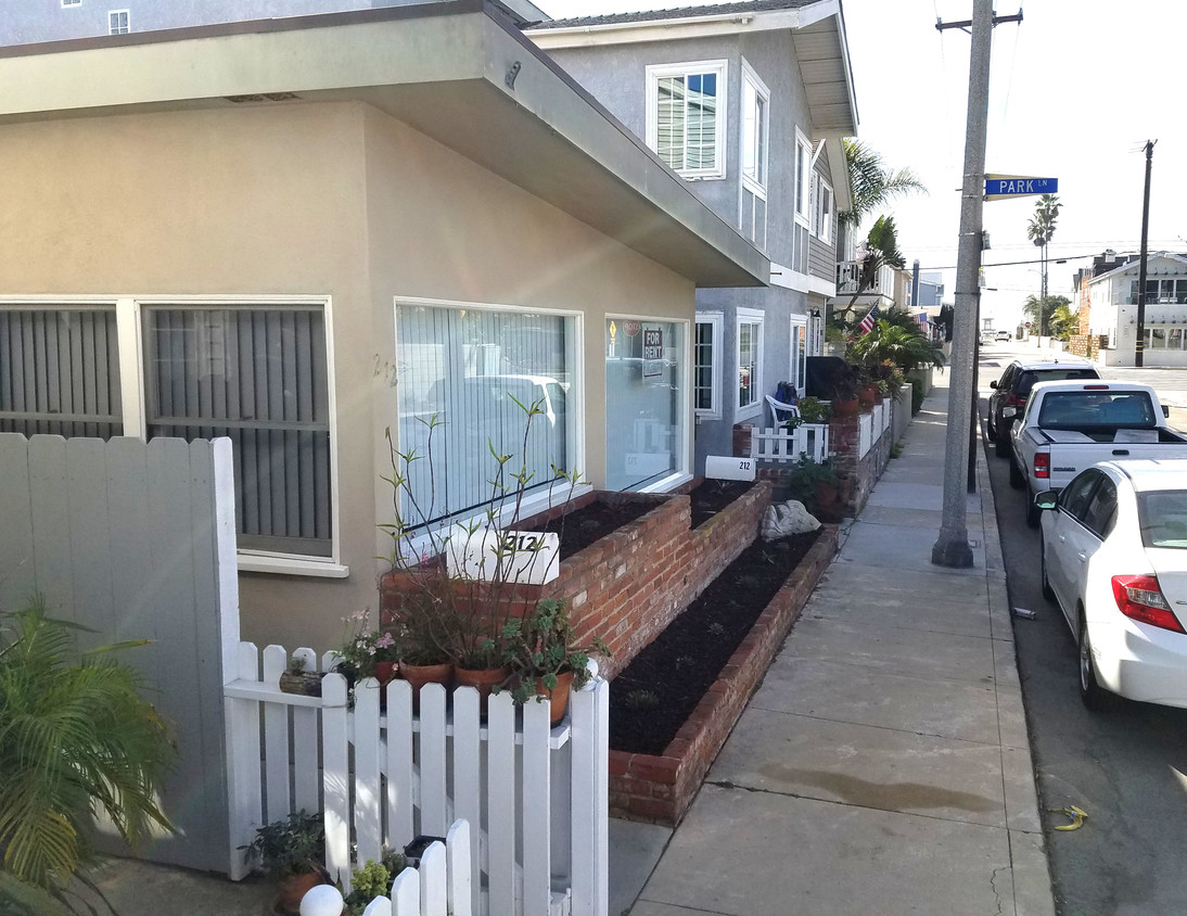 2 Bedroom For Rent Newport Beach