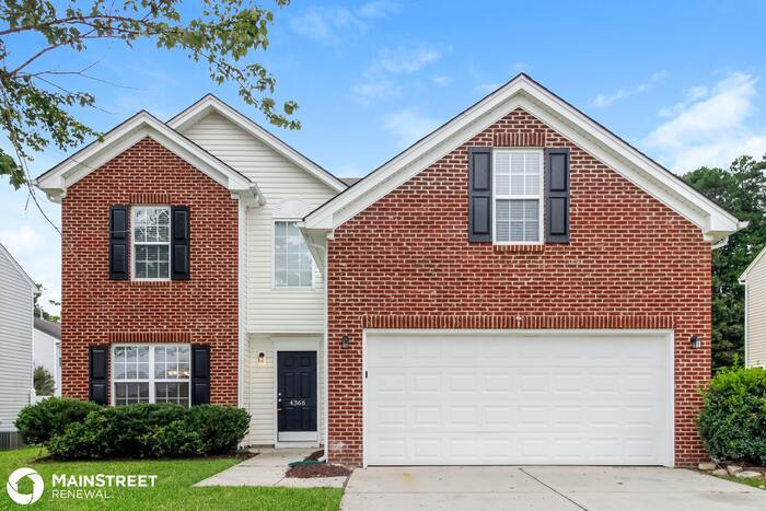 Primary Photo - 4366 PAULA DR, WINSTON SALEM, NC 27127