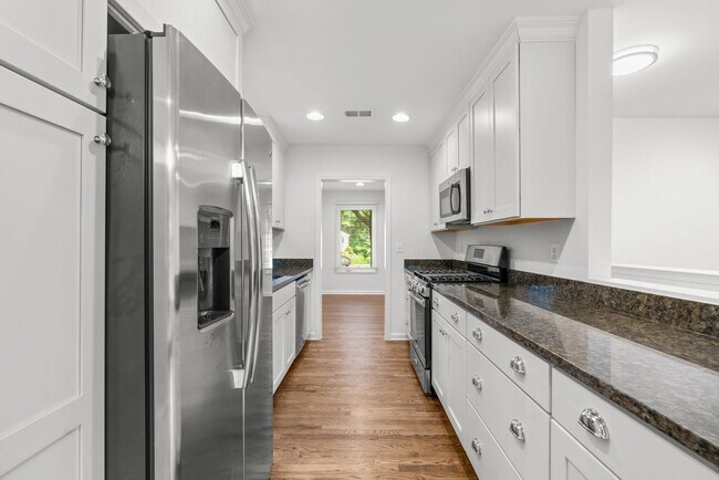 Foto del edificio - 3BR/4BA - Silver Spring Rambler on Quiet Cul-de-Sac Near Sligo Creek Park