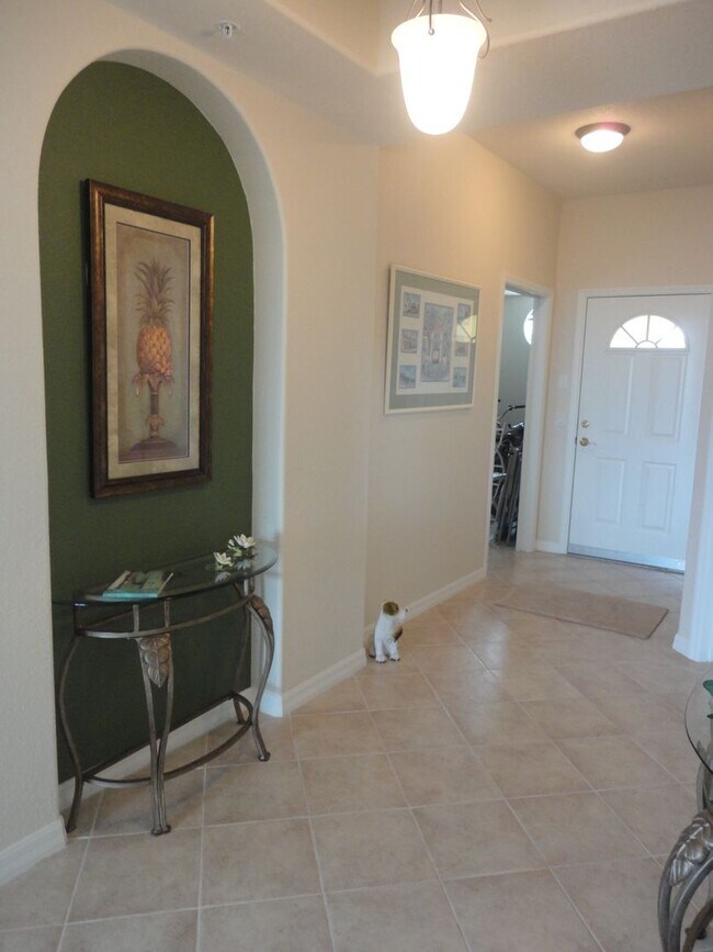 Foto del edificio - Venice Island 3BR/2BA 3rd Floor End Unit C...