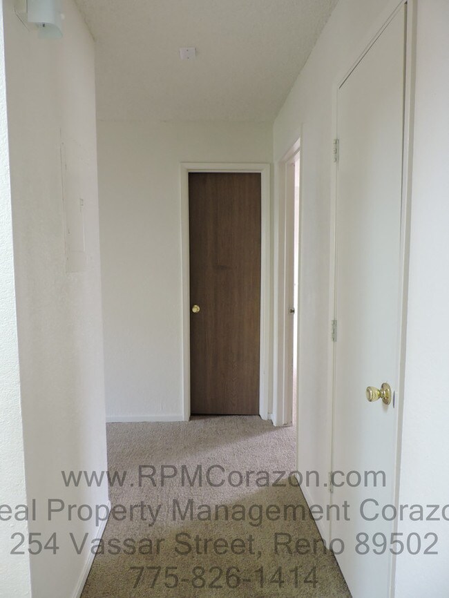 Building Photo - 3924 Clear Acre Ln