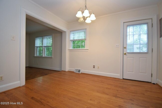 Foto del edificio - 1415 N Overlook Dr