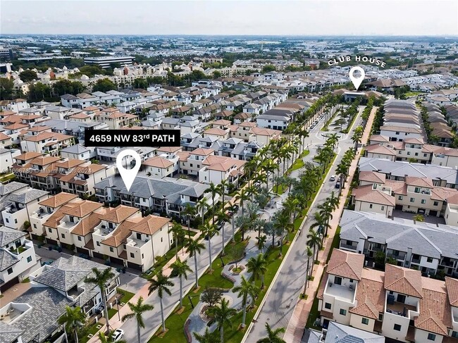 Foto del edificio - 4659 NW 83rd Path