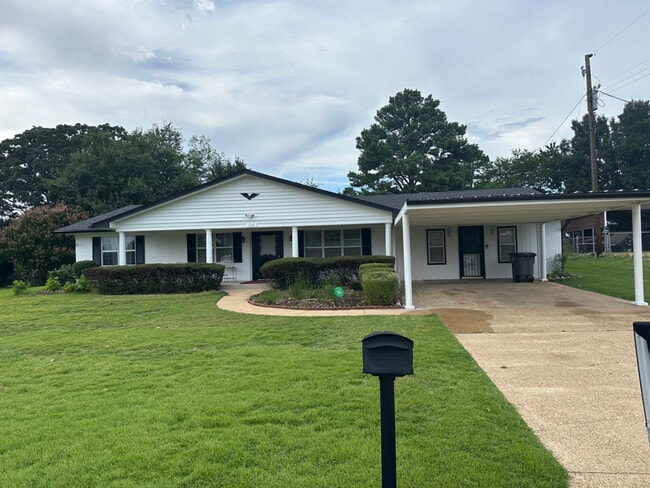 Building Photo - 112 Alta Vista St