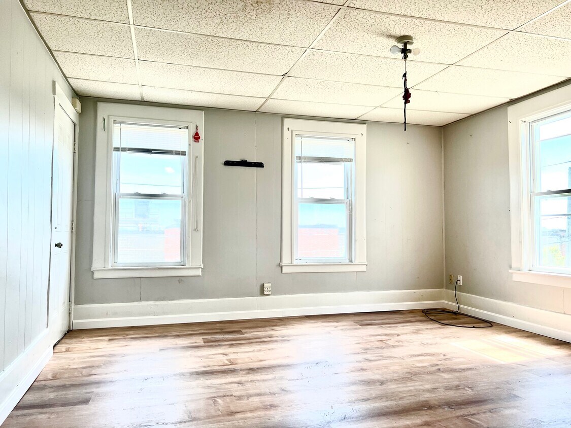 45 Mitchell St Unit 3, New Bedford, MA 02746 Condo for Rent in New