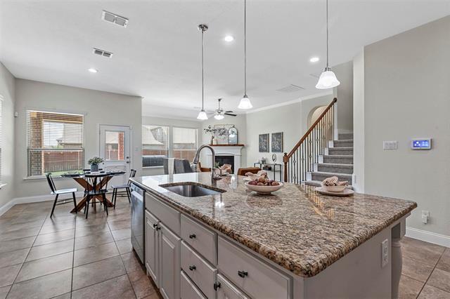 Foto del edificio - 14813 Brettridge Dr