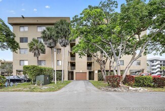 Building Photo - 8030 Hampton Blvd