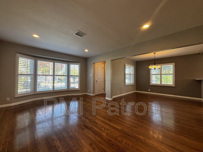 Foto del edificio - 2830 Harvey Way