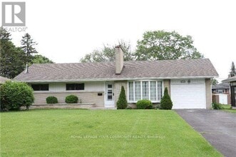 Building Photo - 433 Rossland Rd W
