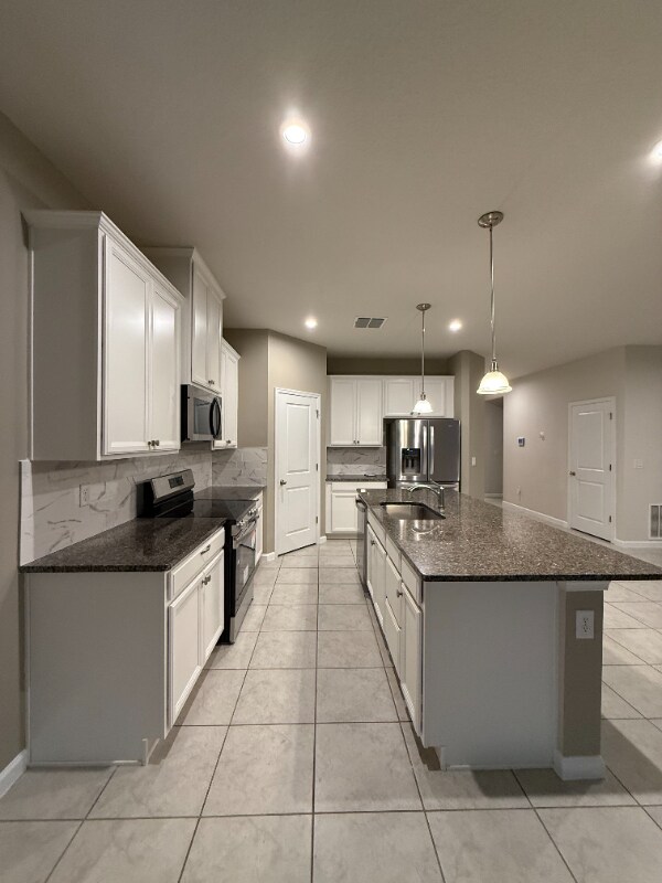 Foto del edificio - 334 Winter Bliss Ln