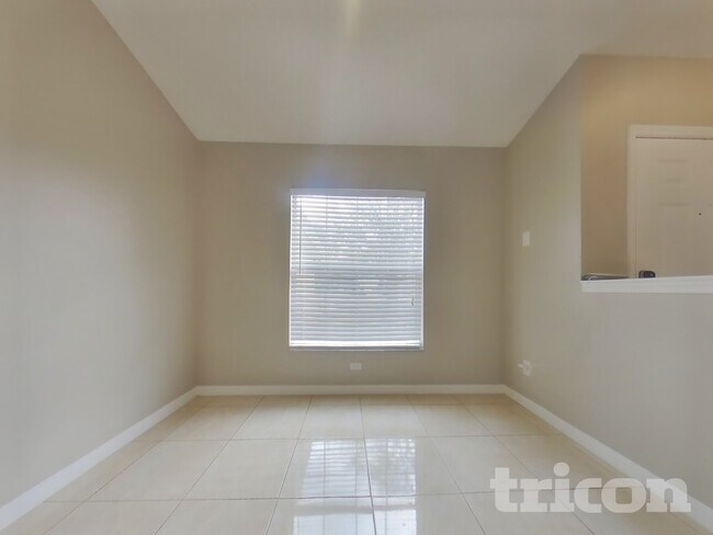 Foto del edificio - 13235 Moonflower Ct