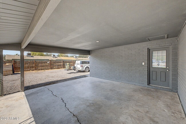 Foto del edificio - 317 N Elm St