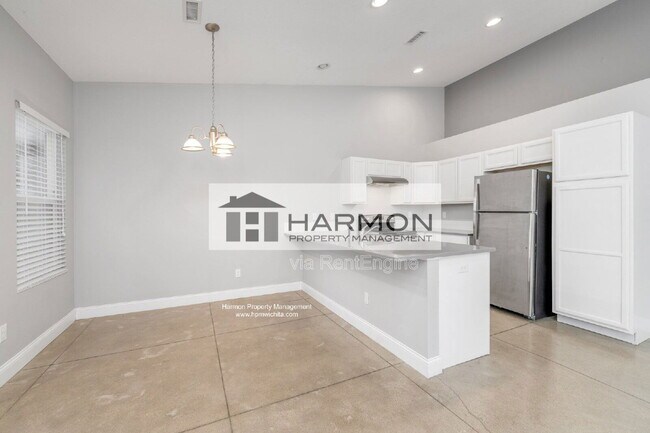 Foto del edificio - 5326 N Hillside St