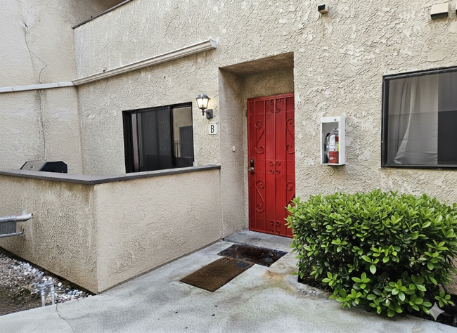 Building Photo - 514 Coronado Ave