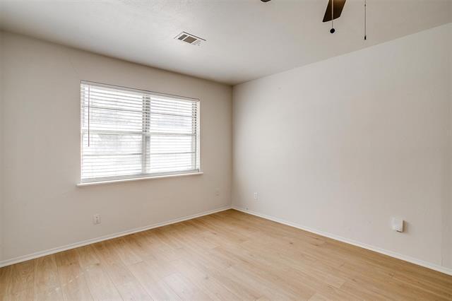 Building Photo - 412 Lena Ln