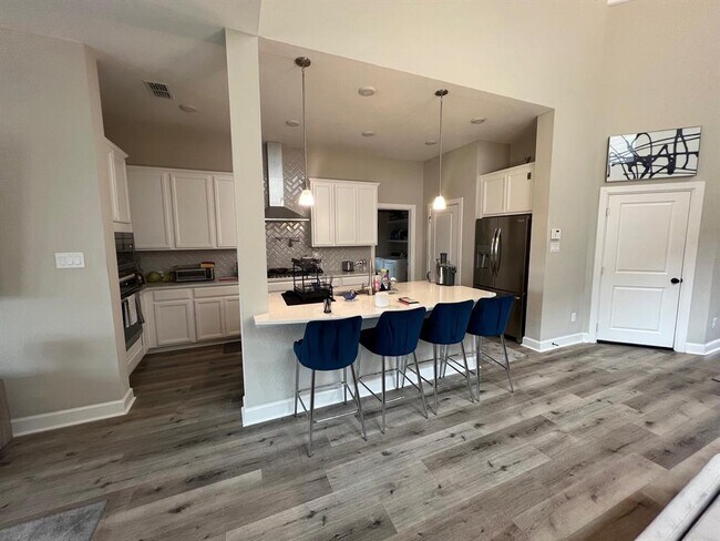 Foto del edificio - 10730 Bridgeport Path Ct