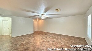 Foto del edificio - 10602 Weathering Run