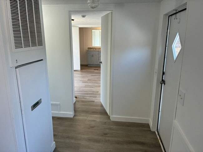 Foto del edificio - Newly remodeled home is located in Unionville NC.