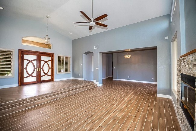 Foto del edificio - 6432 E Crabtree Pl