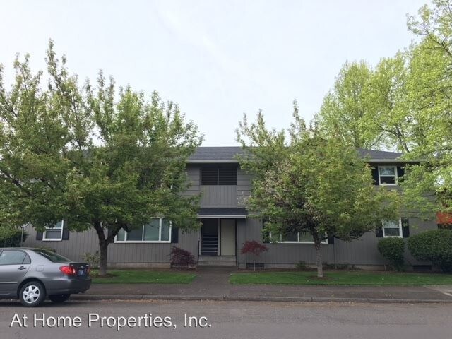 Primary Photo - 923-923 NW Beca Ave