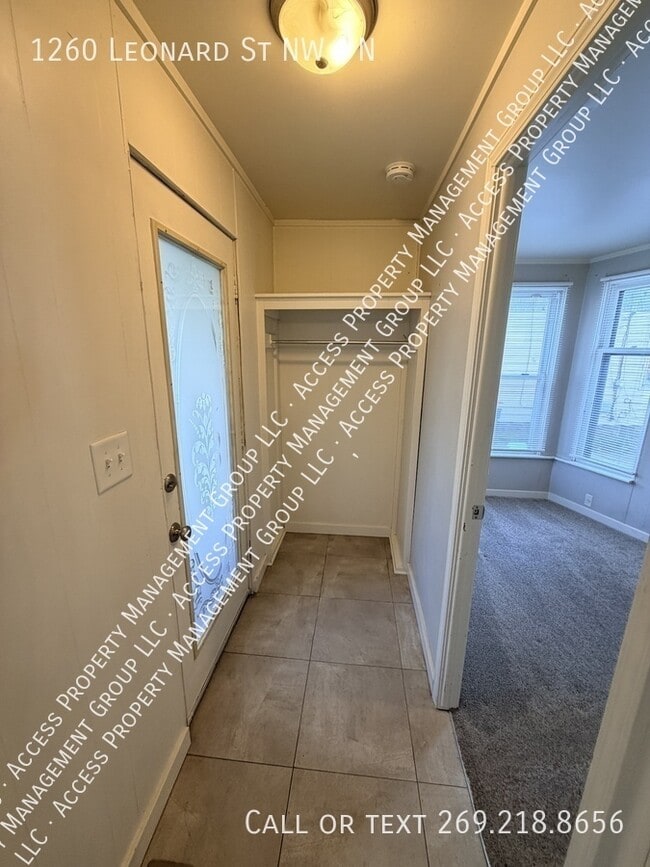 Foto del edificio - 1260 Leonard St NW