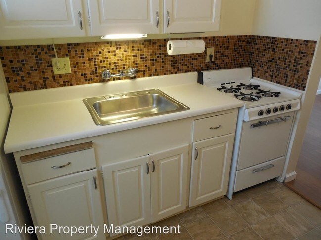 Foto del edificio - 2124 Reed Ave