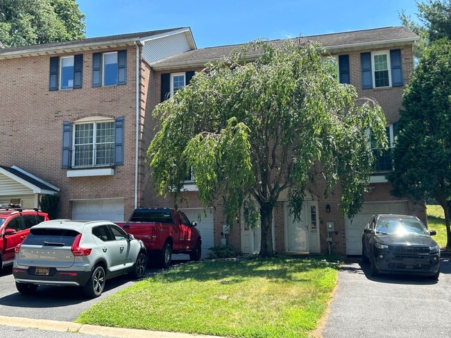 Photo - 4876 Weatherhill Dr House