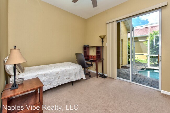 Foto del edificio - 3 br, 3 bath House - 3748 KENT DRIVE