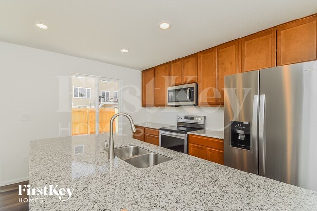 Building Photo - 10681 Luneth Dr