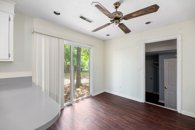Building Photo - 3 Bed 2 Bath Cozy Home in Summerville