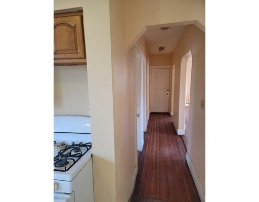 Building Photo - 101-103 Clapp St