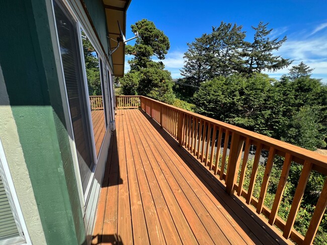Building Photo - 3 Bedroom House in Newport!