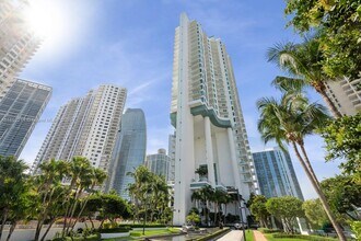 Building Photo - 900 Brickell Key Blvd