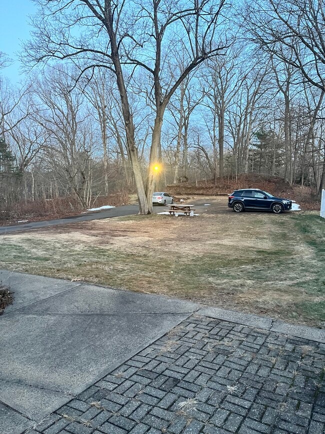 Foto del edificio - 35 Woodruff St