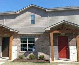 Building Photo - 18029 Loring Ln