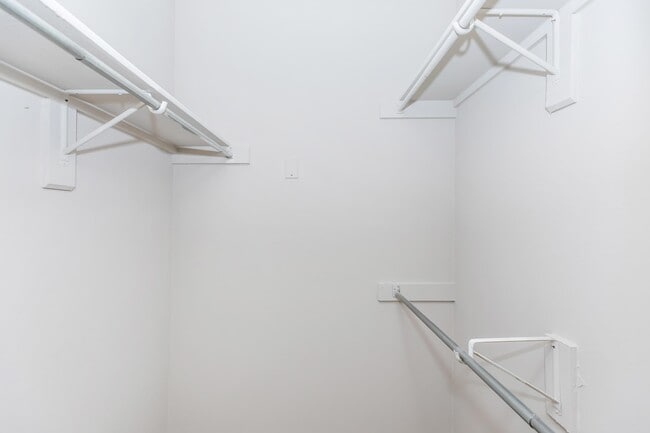 Building Photo - The Ashberry