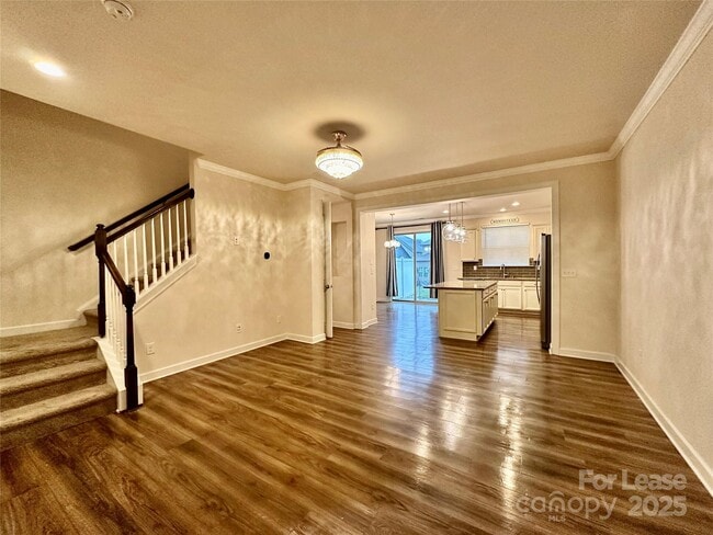 Building Photo - 5733 Lachlan Hill Ln