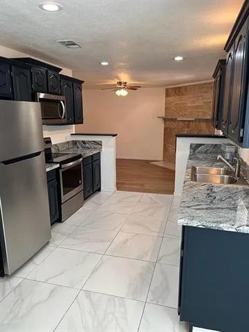 Foto del edificio - 6524 Blue Grass Dr